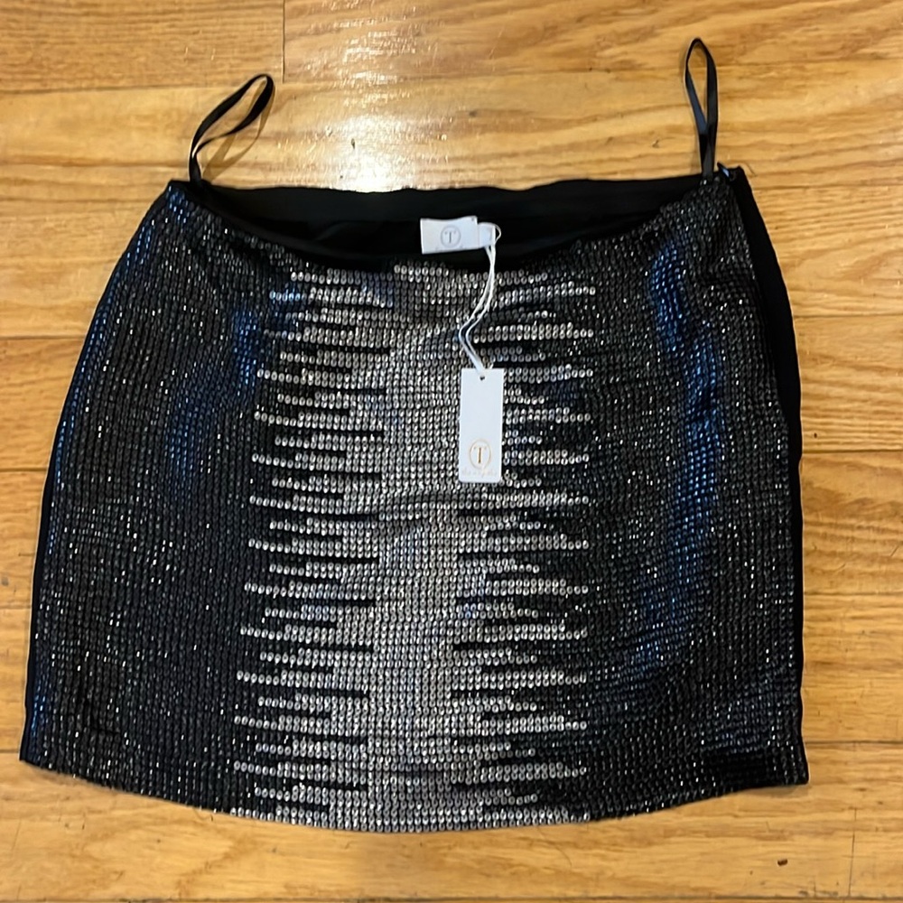 T Los Angeles Black Silver Silk Sequin Mini Skirt NWT